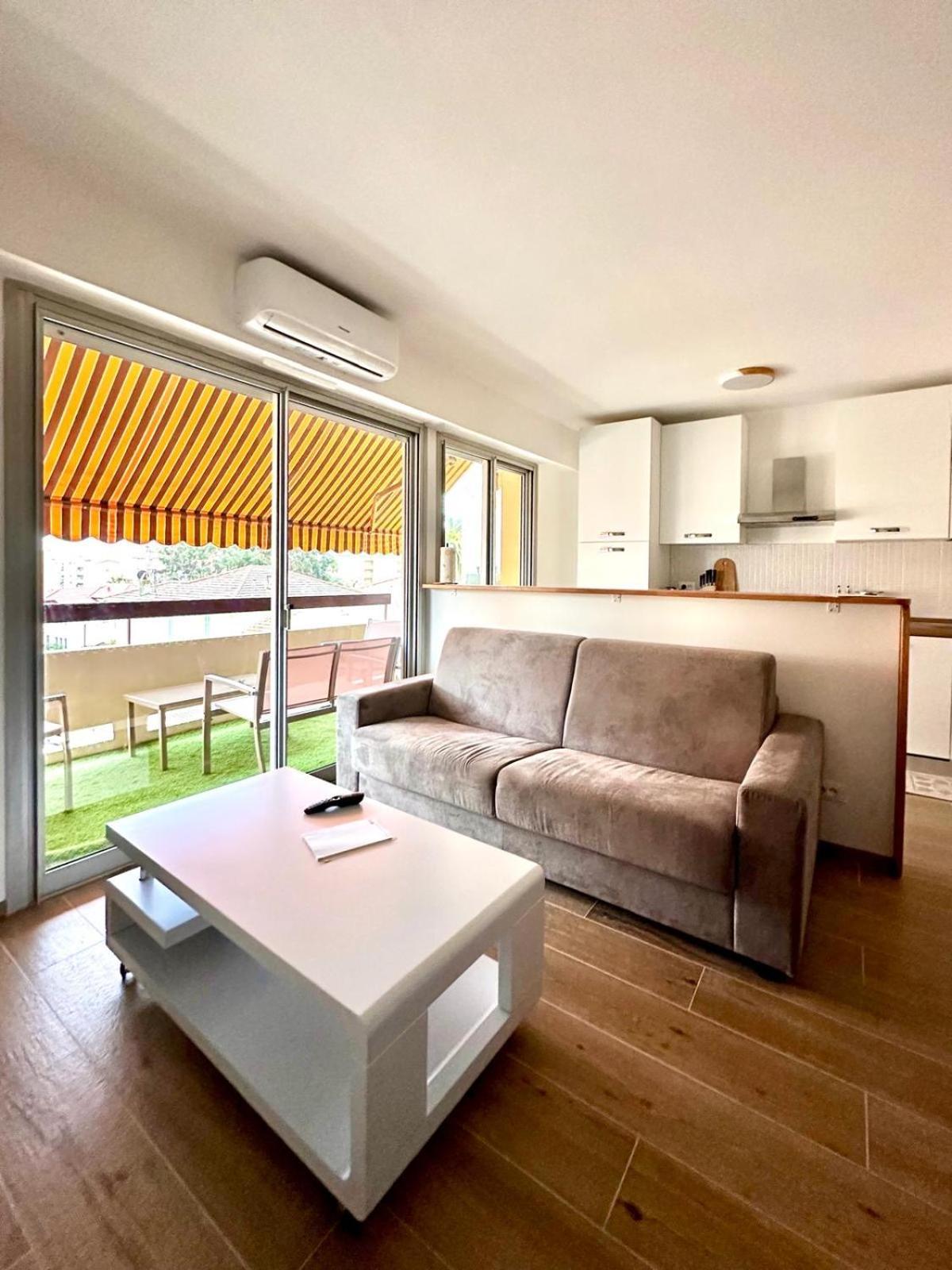 Studio Kialeo Pres De La Plage Avec Parking Roquebrune-Cap-Martin Luaran gambar