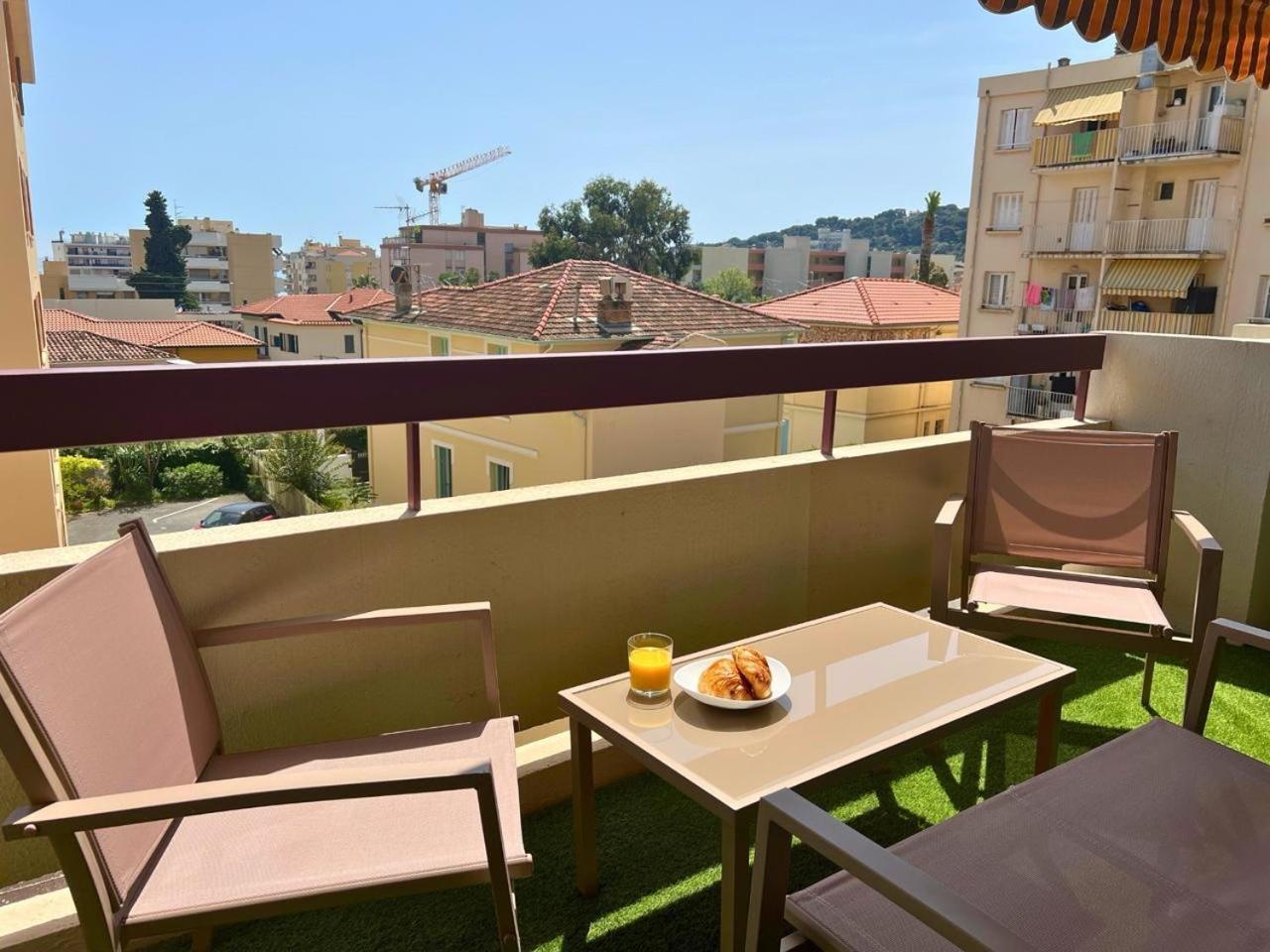 Studio Kialeo Pres De La Plage Avec Parking Roquebrune-Cap-Martin Luaran gambar